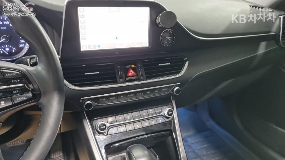 Hyundai Grandeur — miniaturë 12