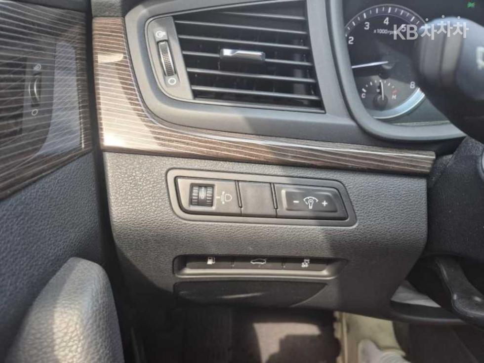 Hyundai Sonata — miniaturë 7
