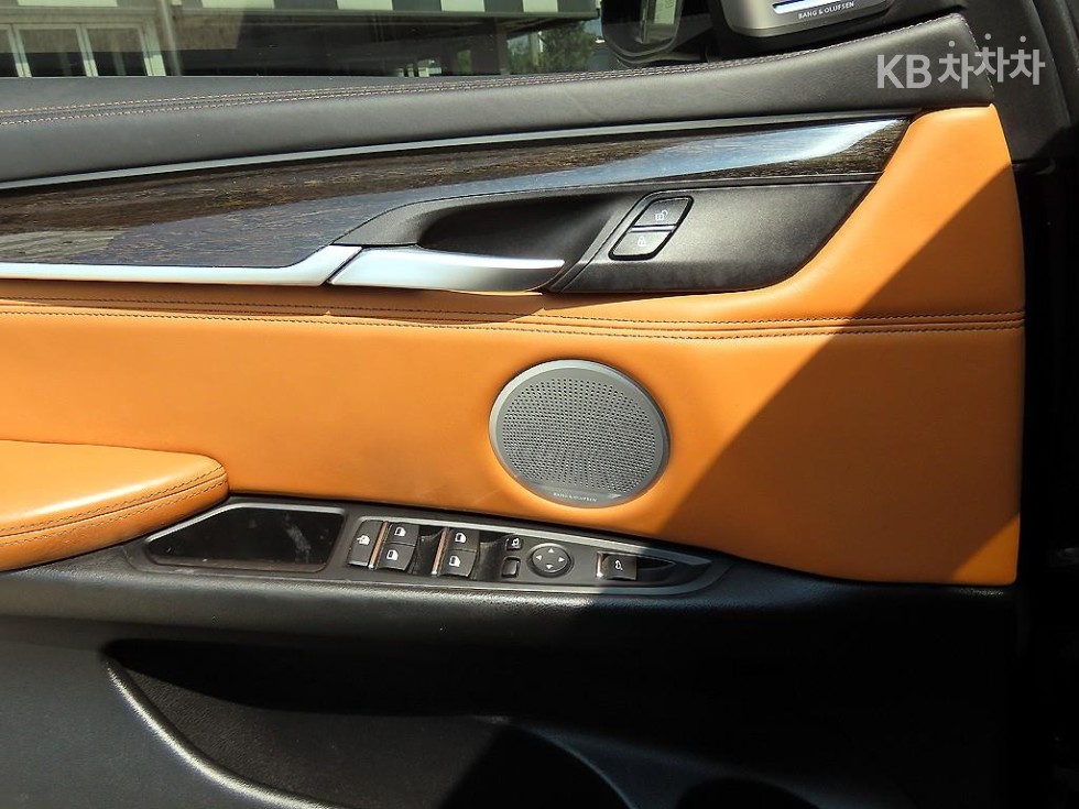 BMW X6 — miniaturë 12