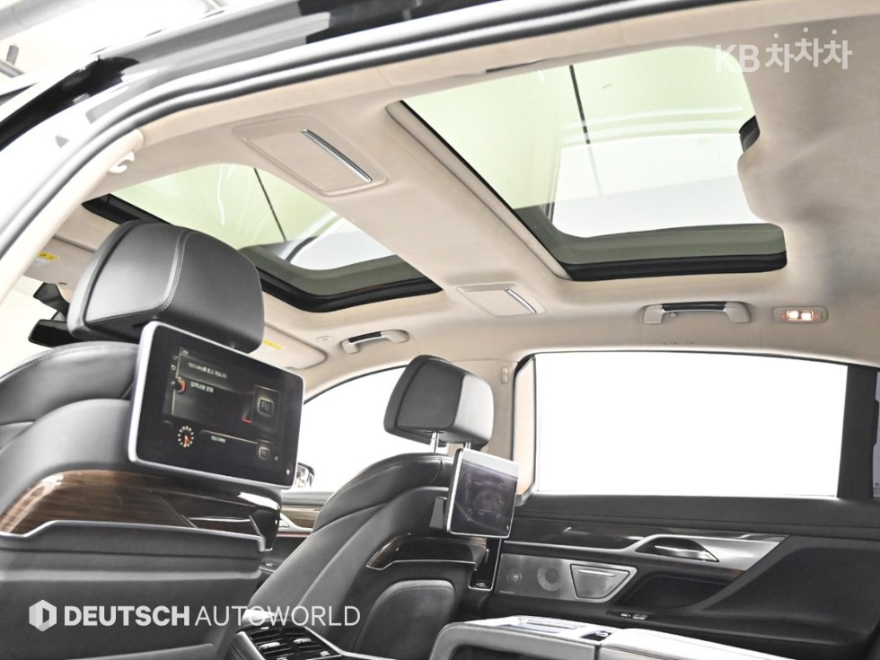 BMW 7er — miniaturë 18