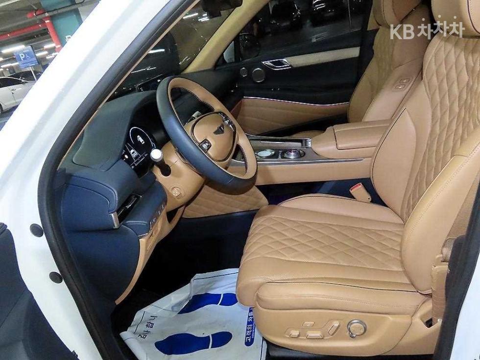 2022 Genesis GV80 photo