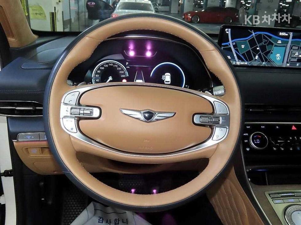 2022 Genesis GV80 photo