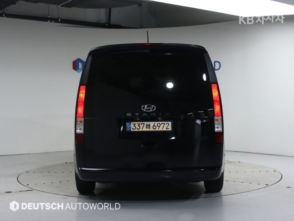 Hyundai Staria — miniaturë 4