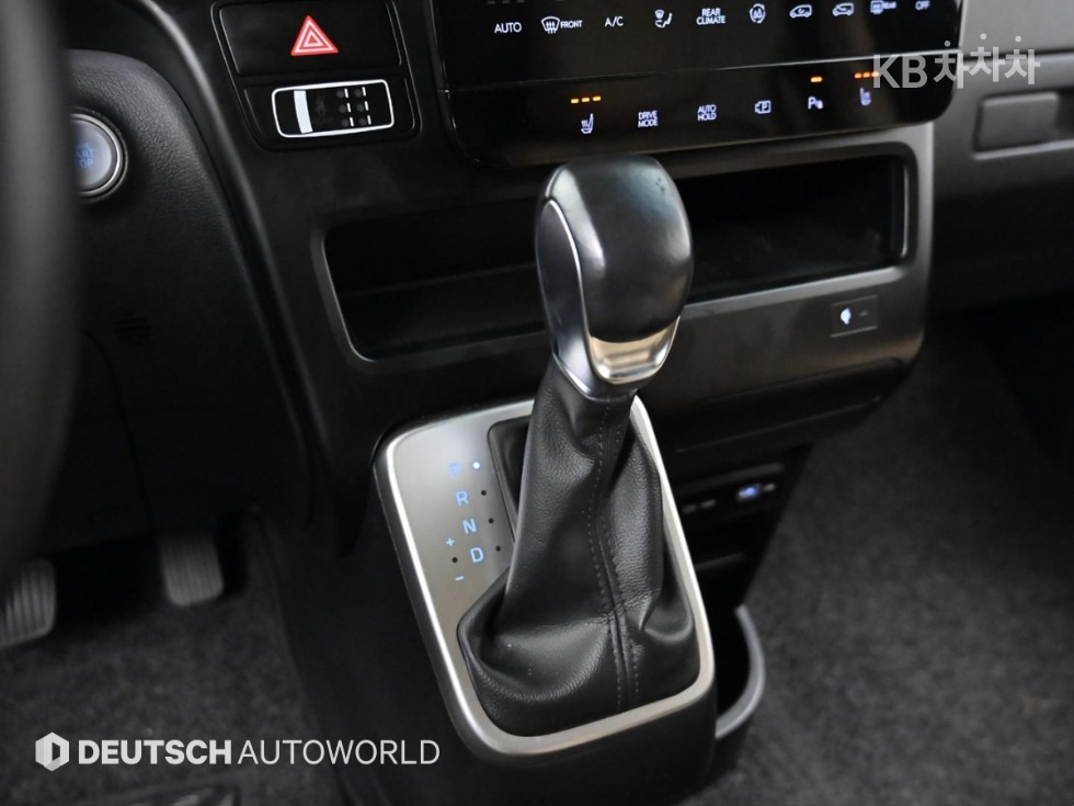 Hyundai Staria — miniaturë 8