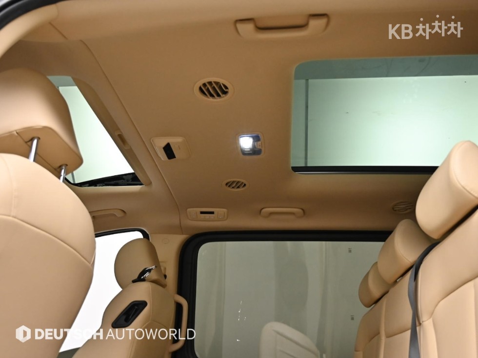Hyundai Staria — miniaturë 18
