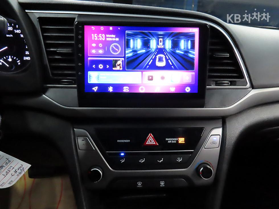 Hyundai Avante — miniaturë 13