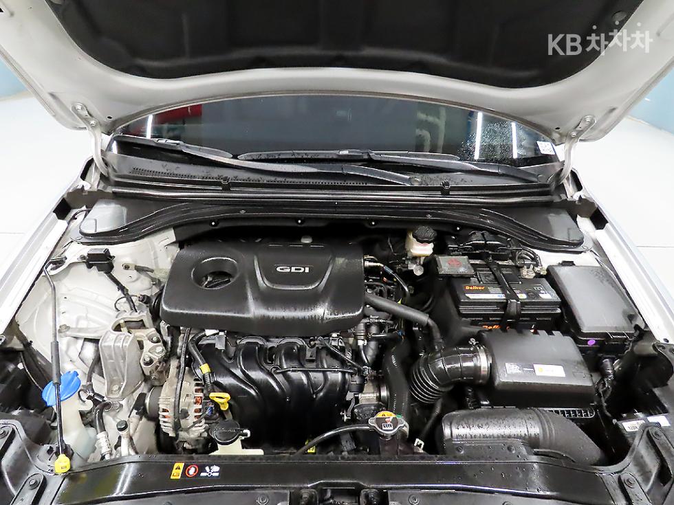 Hyundai Avante — miniaturë 19