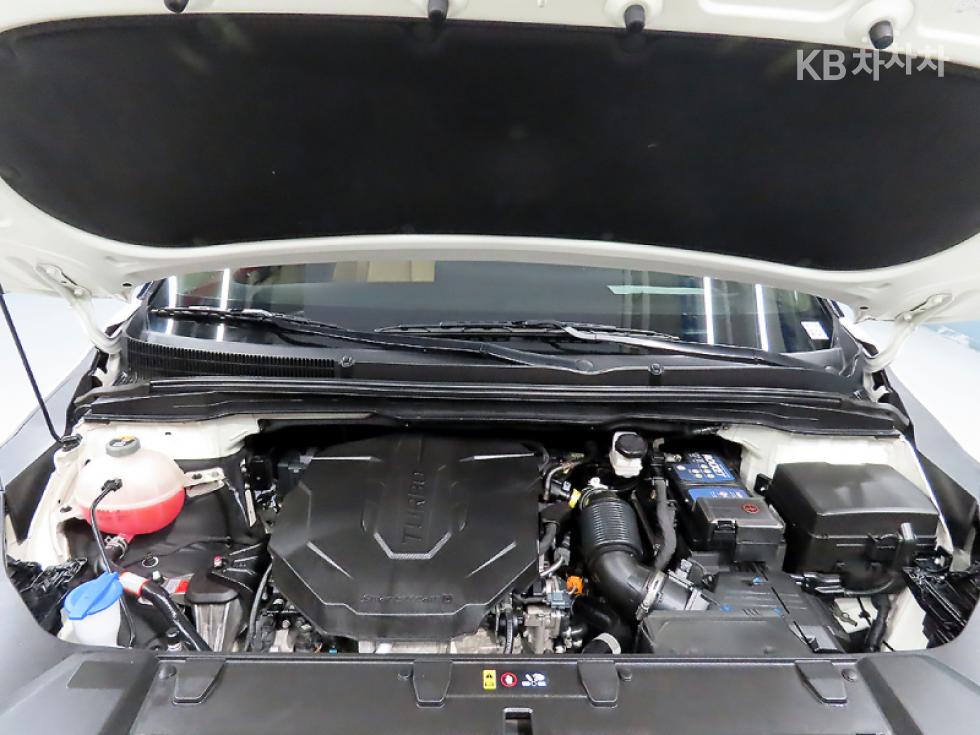 Kia Carnival — miniaturë 19