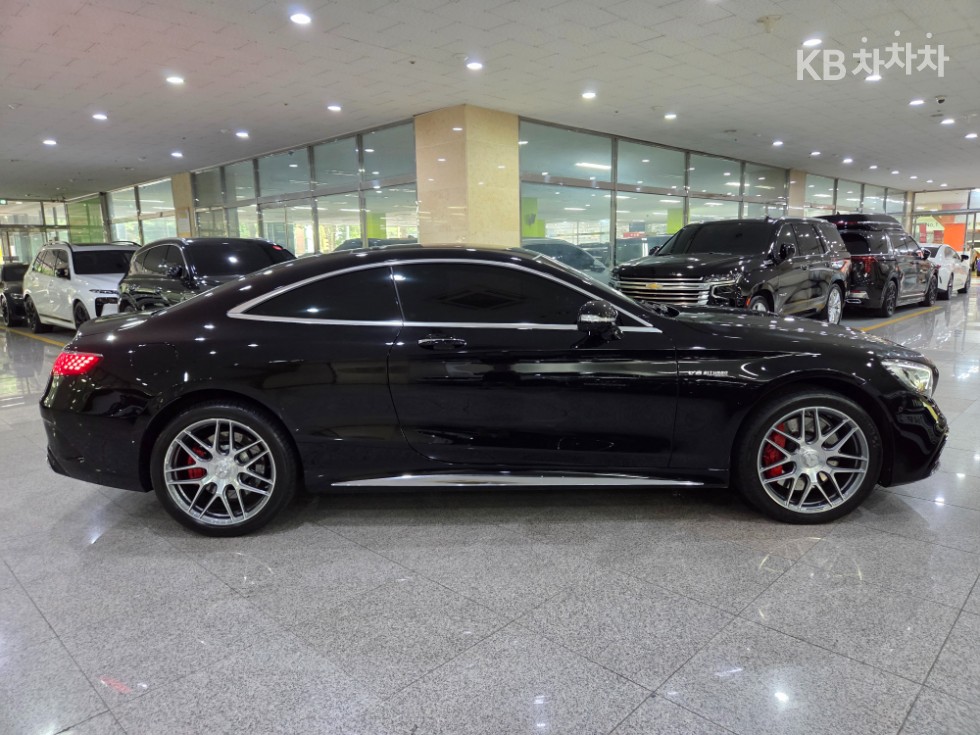 2021 Mercedes-Benz S photo
