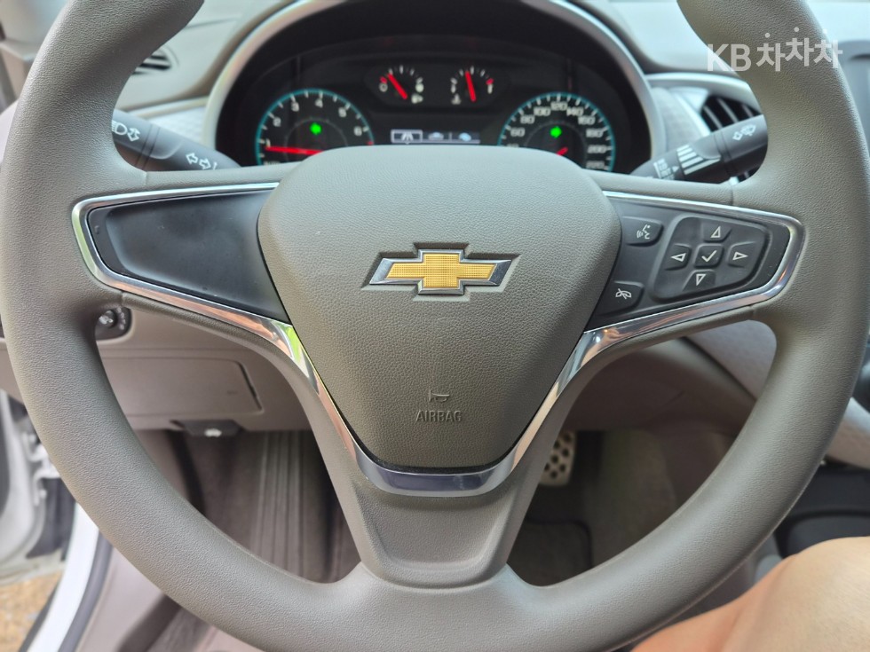 Chevrolet Malibu — miniaturë 8