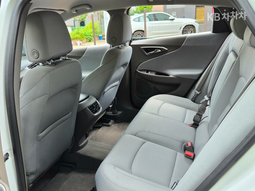 Chevrolet Malibu — miniaturë 16