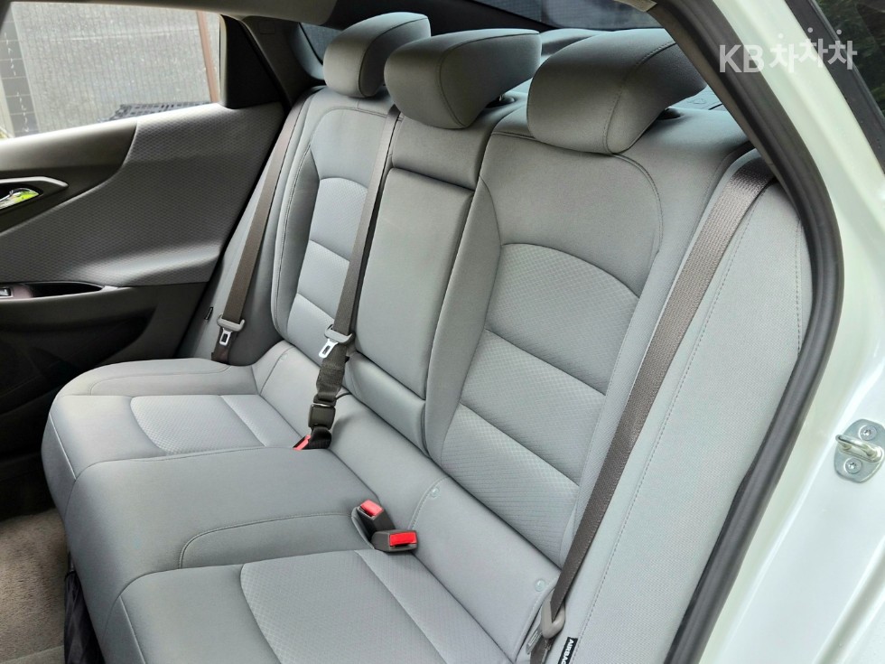 Chevrolet Malibu — miniaturë 17