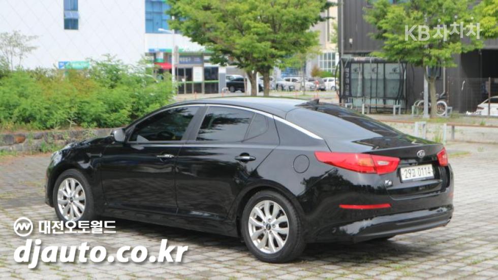 Kia K5 — miniaturë 4