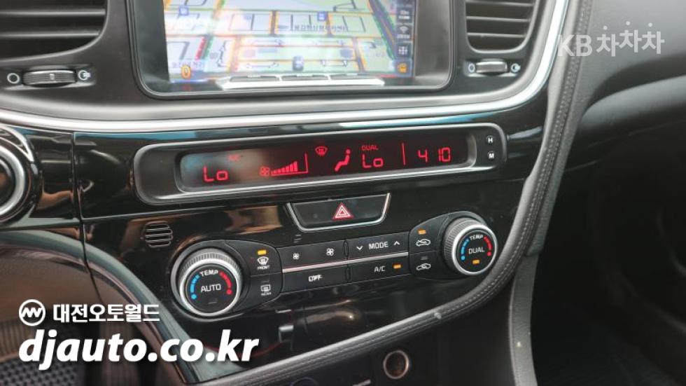 Kia K5 — miniaturë 10