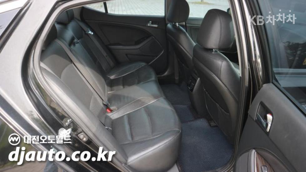 Kia K5 — miniaturë 17