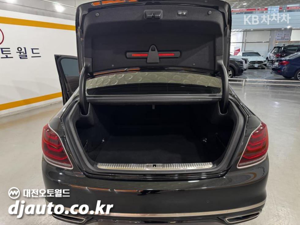 Kia K9 — miniaturë 17