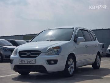 Kia Carens 2.0 LPI GX — foto 1