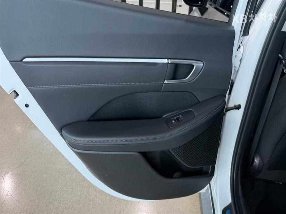 Hyundai Sonata — miniaturë 16