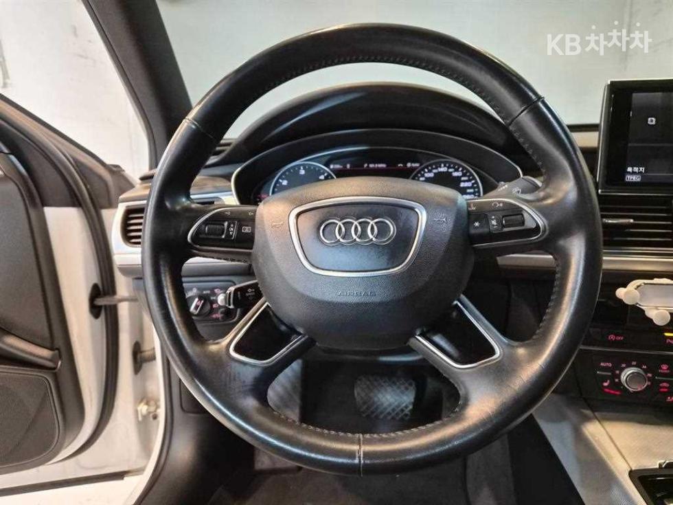 Audi A6 — miniaturë 8
