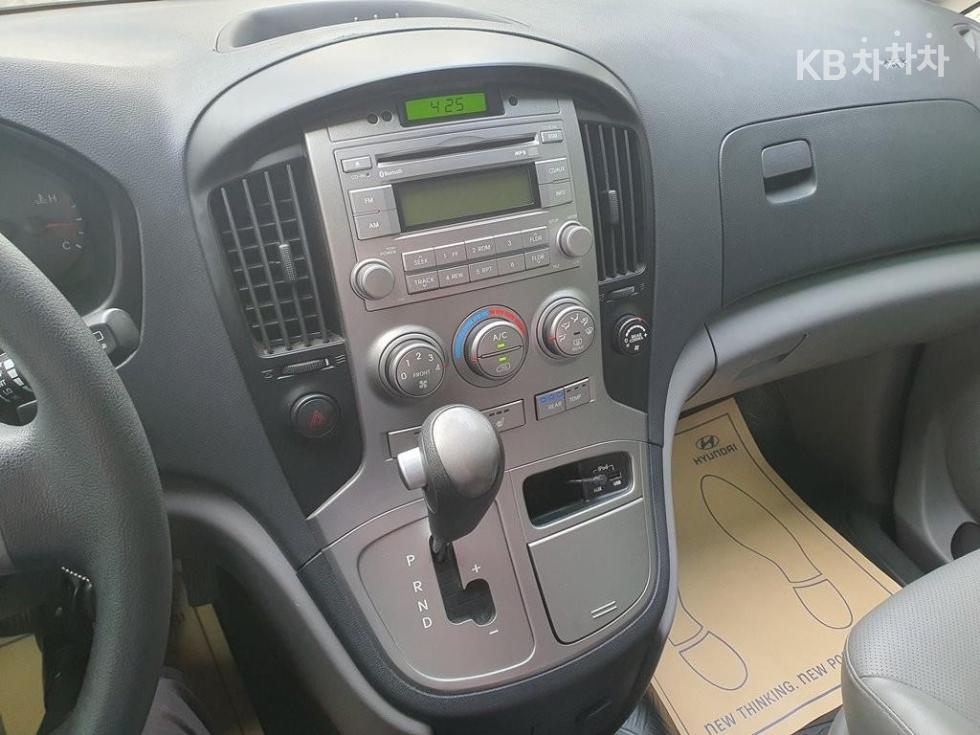 Hyundai Starex — miniaturë 16