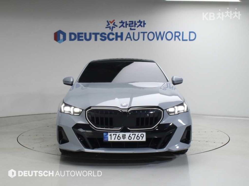 BMW 5er — miniaturë 3