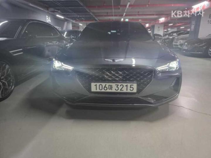 Genesis G70 3.3T Sport AWD — foto 1