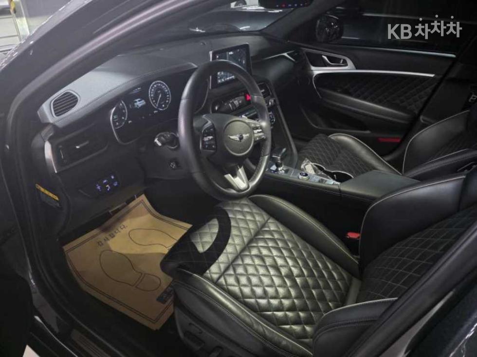 Genesis G70 — miniaturë 7