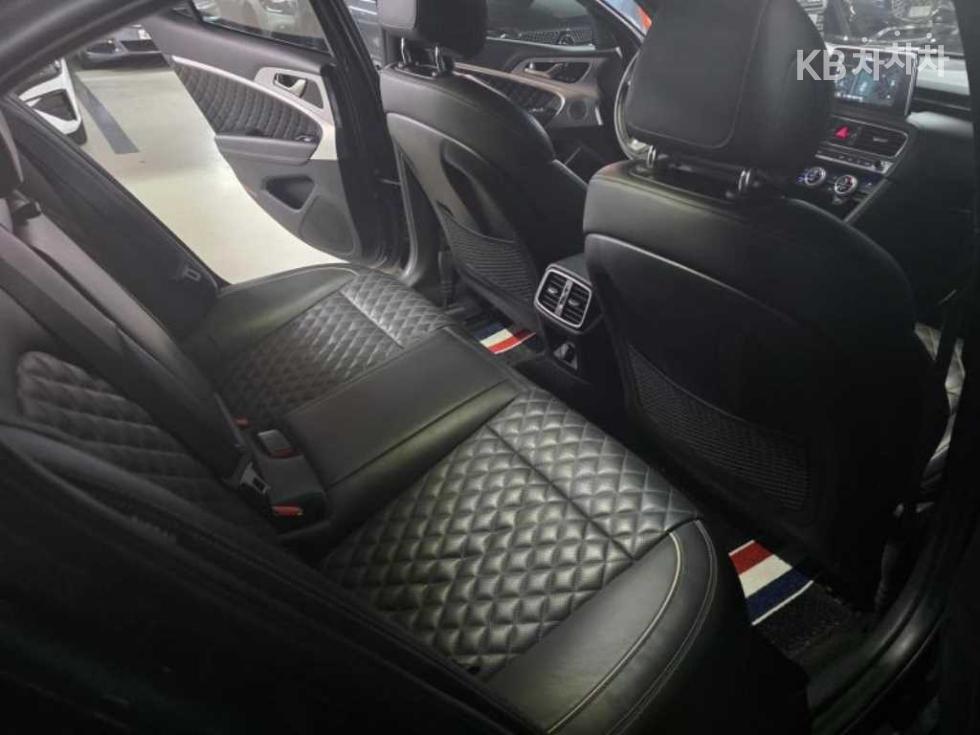 Genesis G70 — miniaturë 9