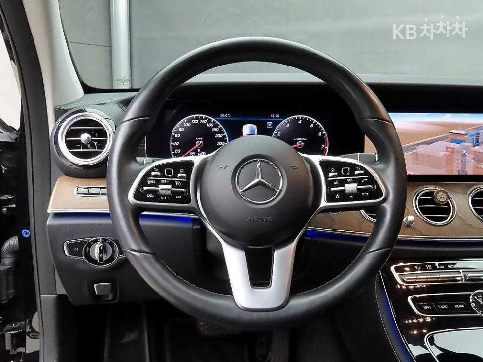 2019 Mercedes-Benz E (W213) photo