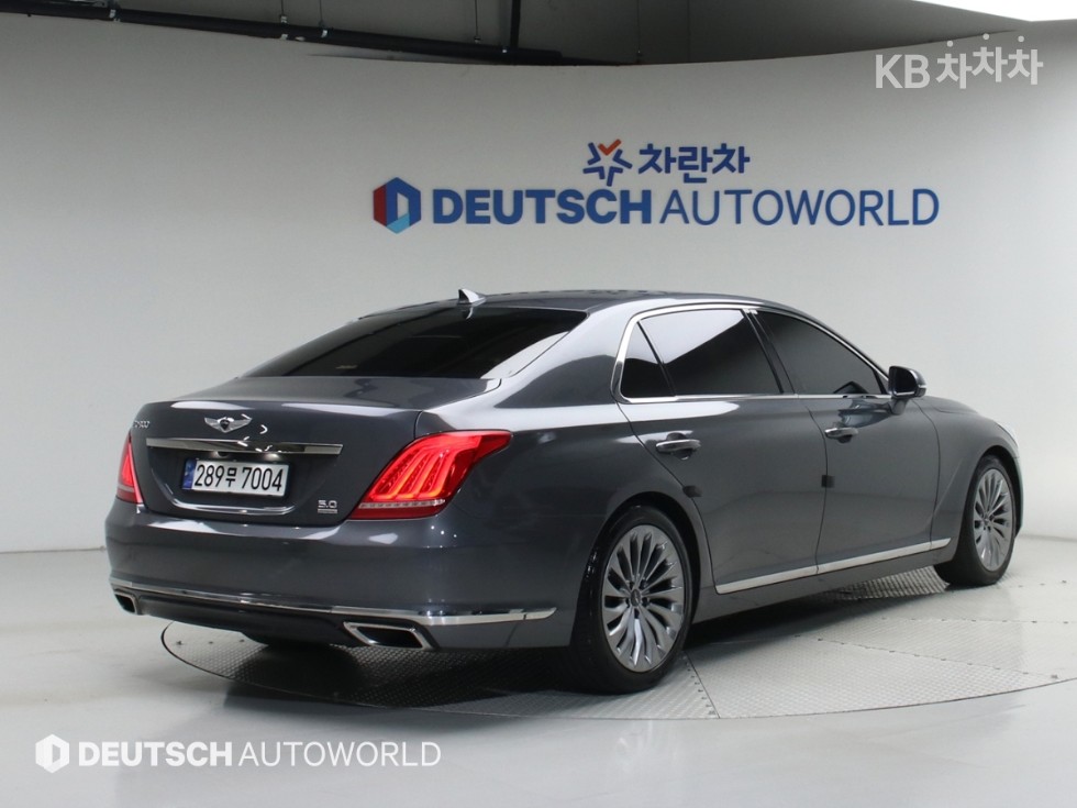 Genesis G80 — miniaturë 2