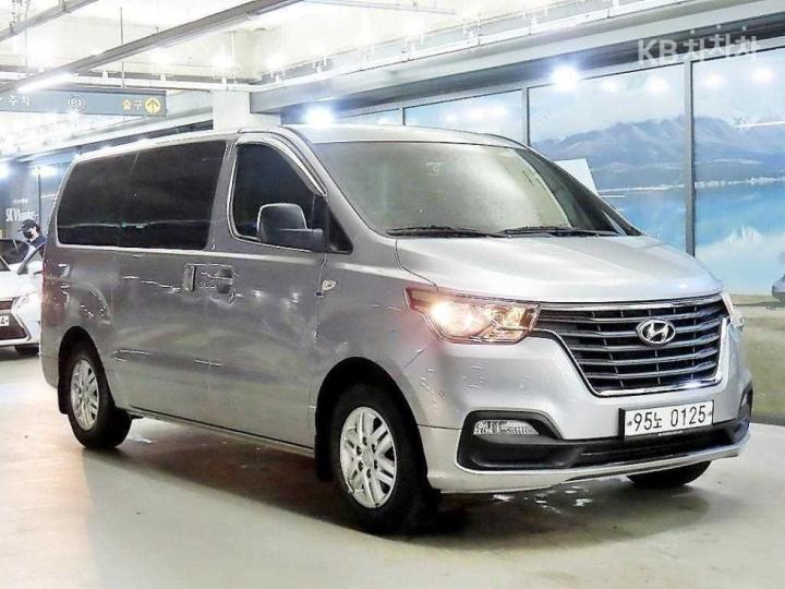 Hyundai Starex 밴 5인승 — foto 1