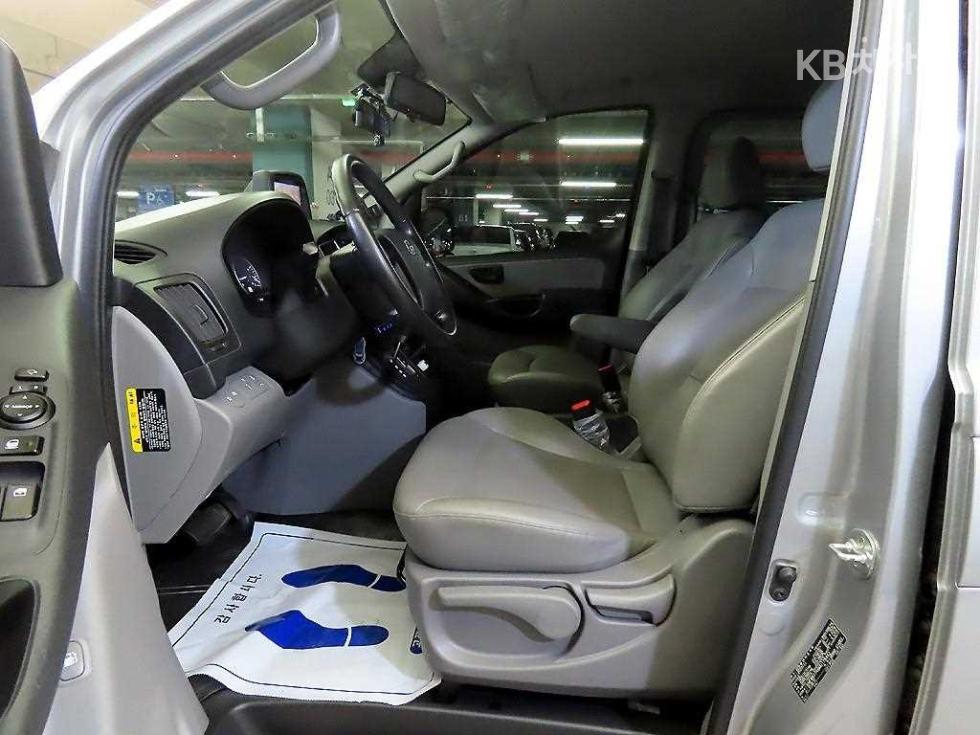Hyundai Starex — miniaturë 6