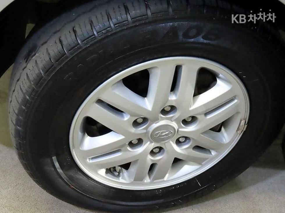 Hyundai Starex — miniaturë 20
