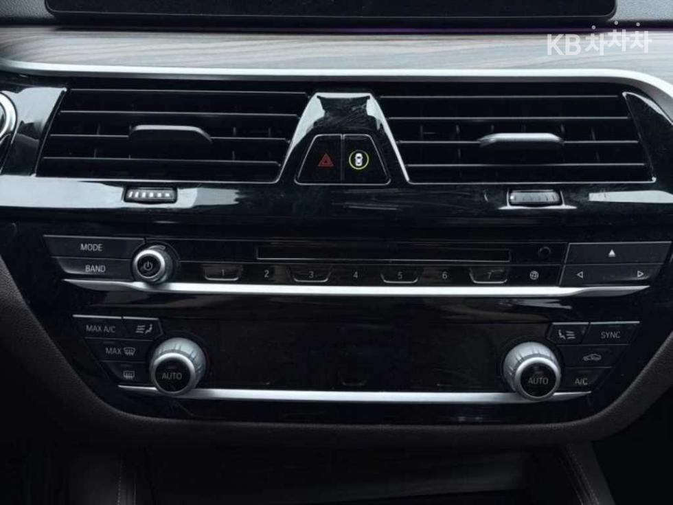 BMW 5er — miniaturë 16