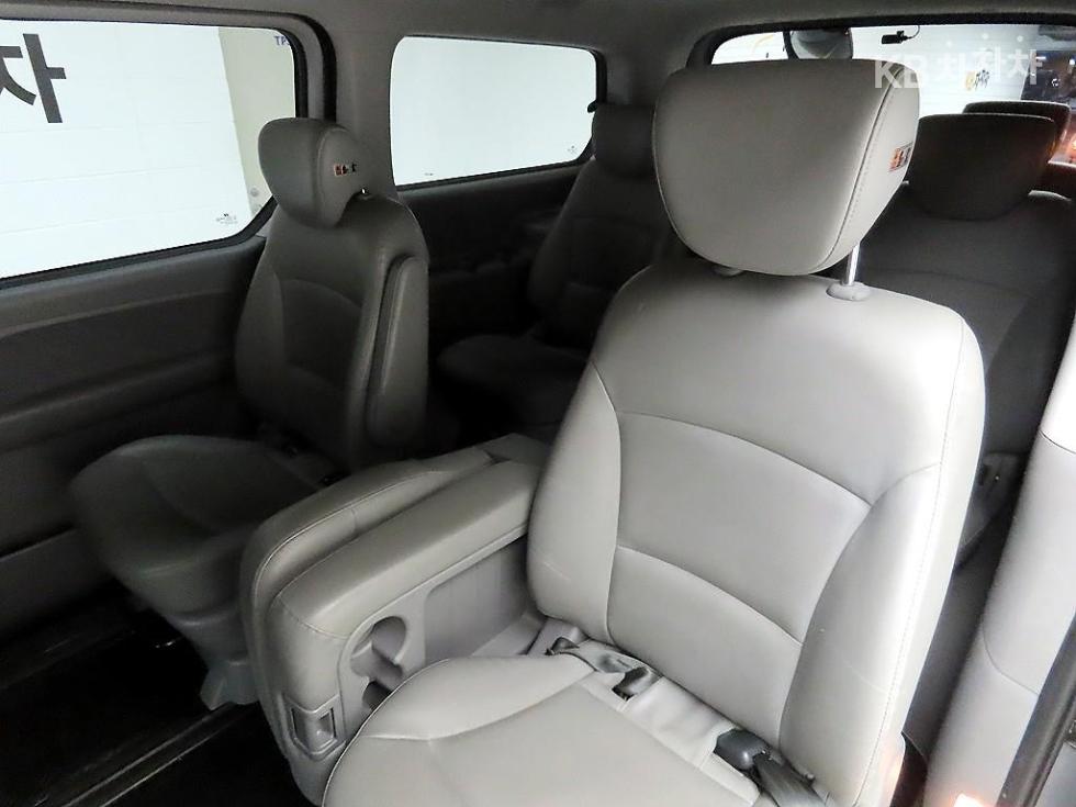 Hyundai Starex — miniaturë 15