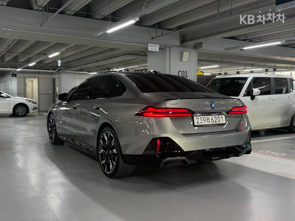 BMW 5er — miniaturë 6