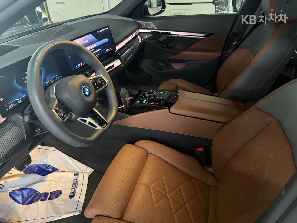 BMW 5er — miniaturë 12