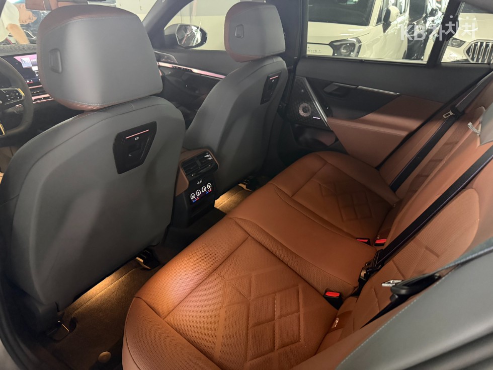 BMW 5er — miniaturë 13