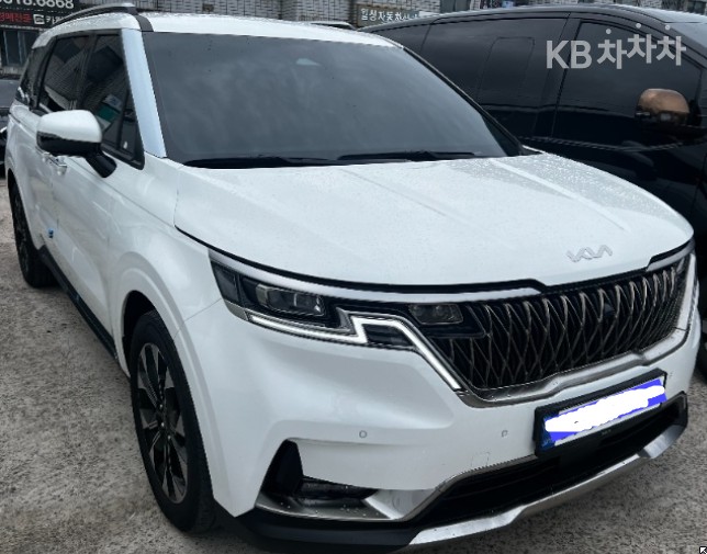 Kia Carnival — miniaturë 2