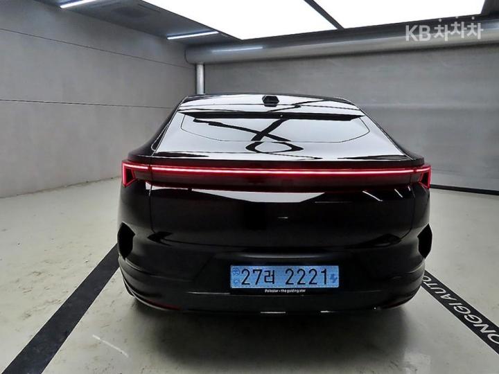 Polestar Polestar 4 2026 photo 3