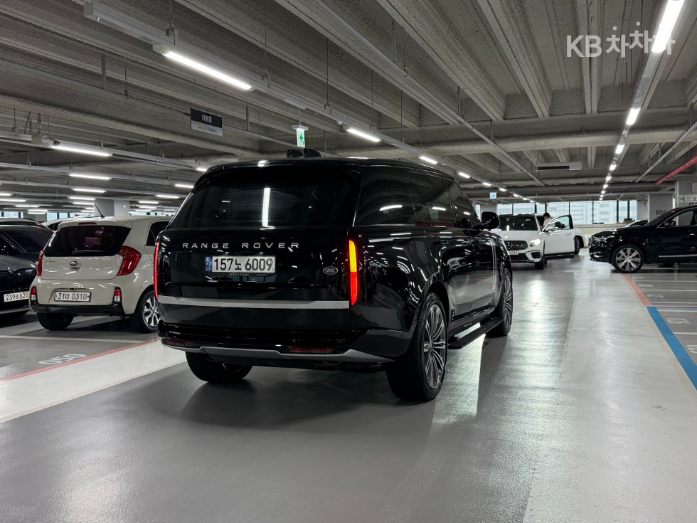 Land Rover Range Rover — miniaturë 6