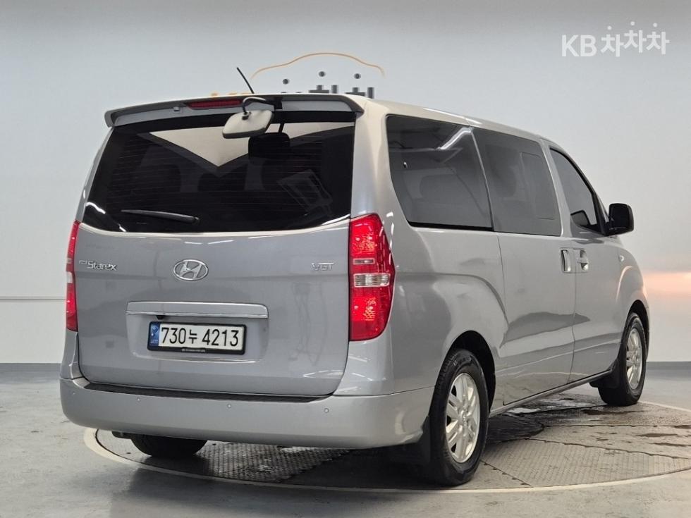 Hyundai Starex — miniaturë 3