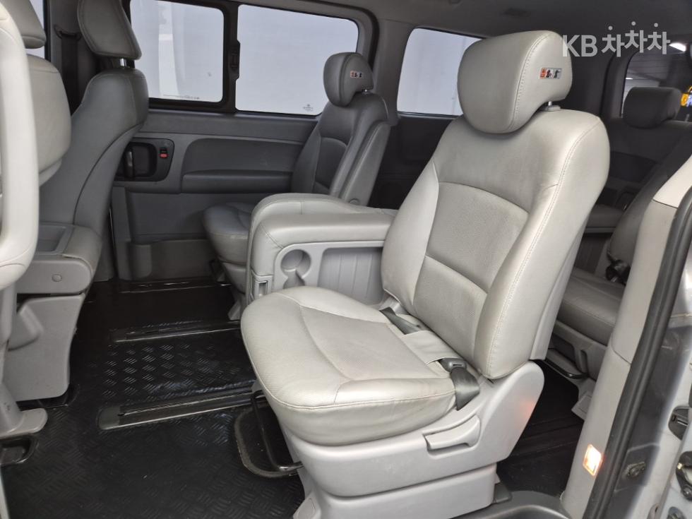 Hyundai Starex — miniaturë 12