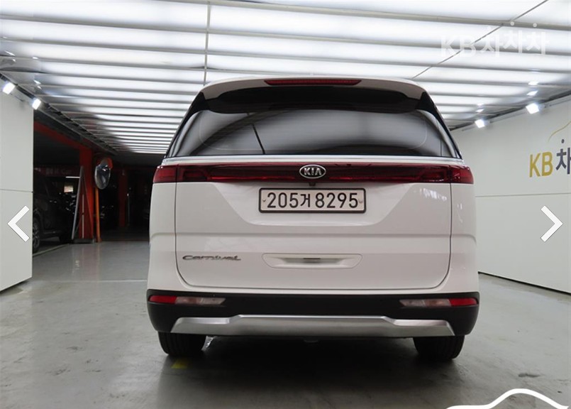 Kia Carnival — miniaturë 3