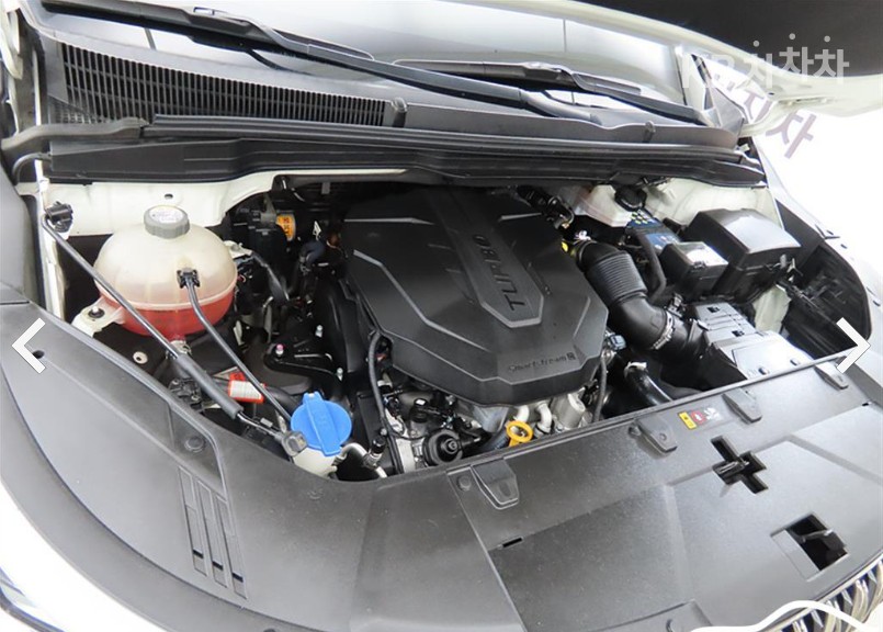 Kia Carnival — miniaturë 19