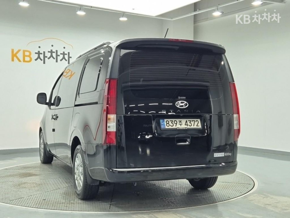 Hyundai Staria — miniaturë 2
