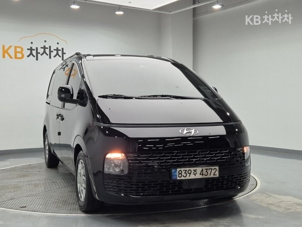 Hyundai Staria — miniaturë 4