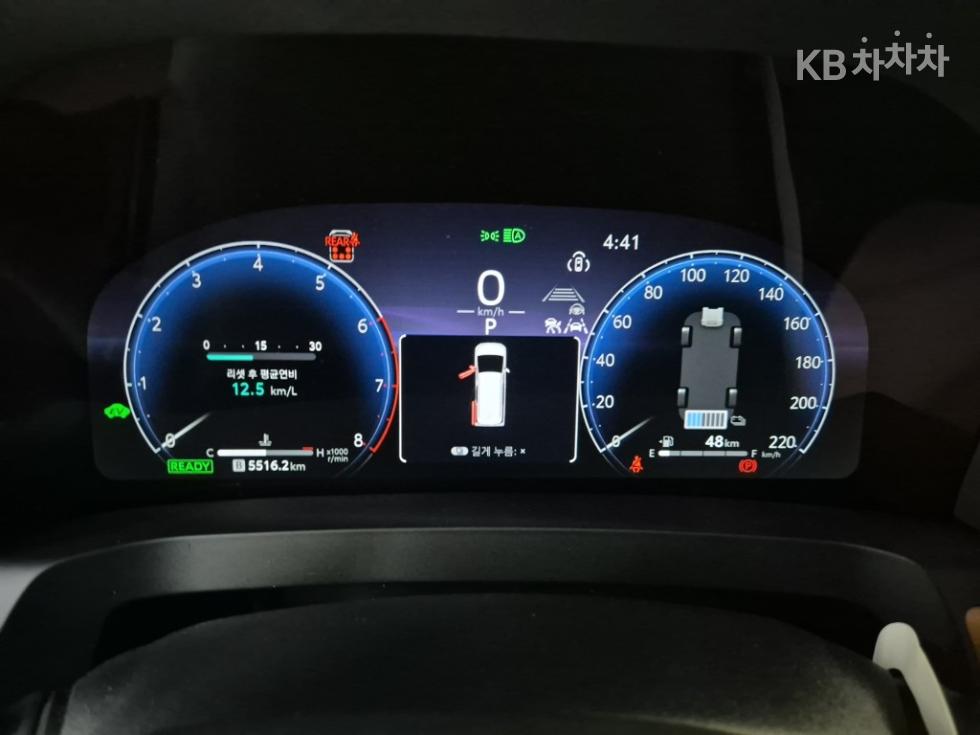 Toyota Alphard — miniaturë 6