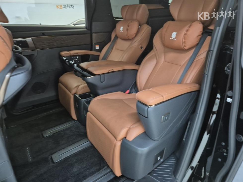 Toyota Alphard — miniaturë 12