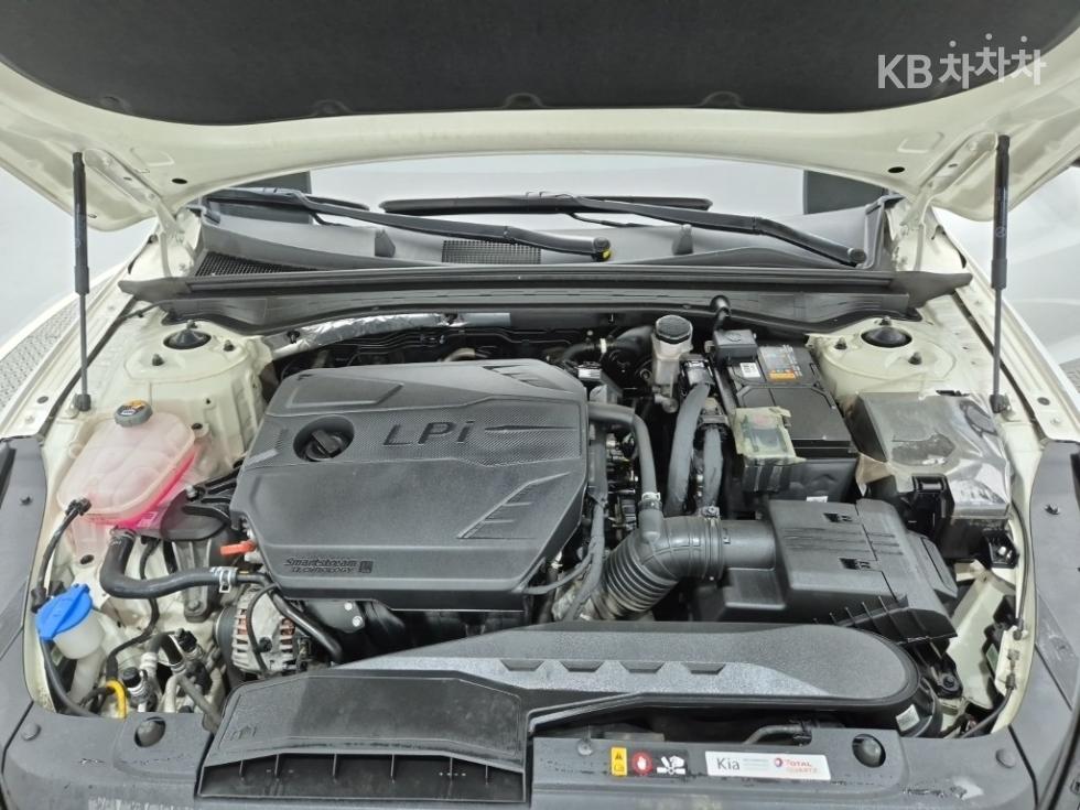 Kia K5 — miniaturë 5